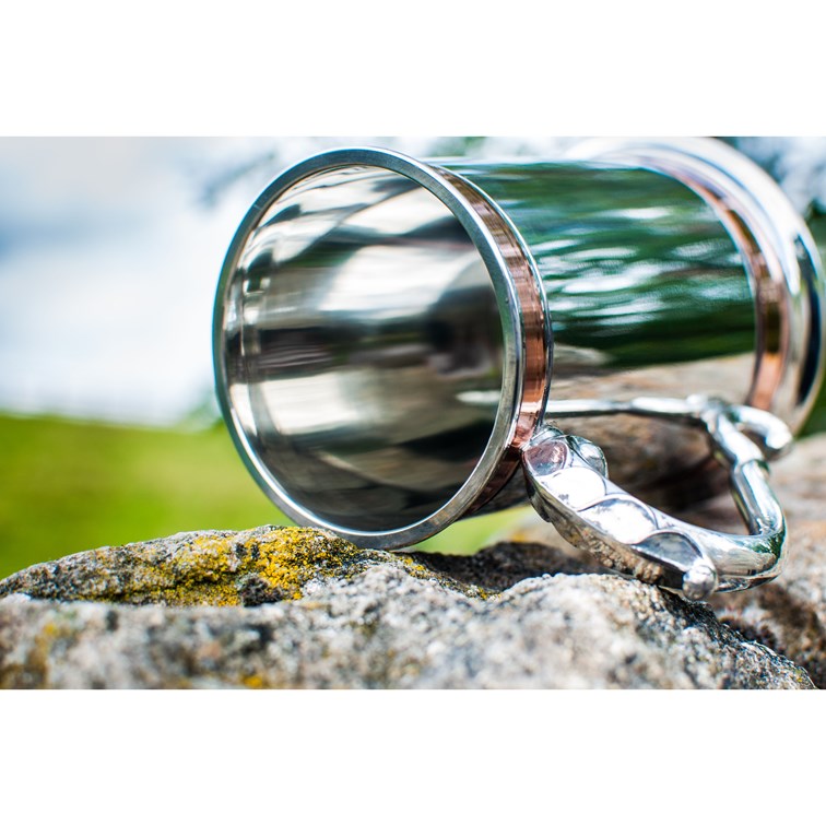 One Pint Double Copper Band Monarch Pewter Tankard double copper band detail monarch 1 pint pewter tankard outside