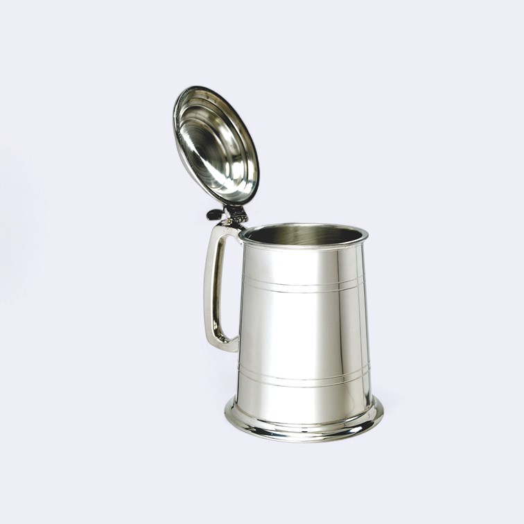 Standard Lidded One Pint Pewter Tankard Standard Lidded One Pint Pewter Tankard
