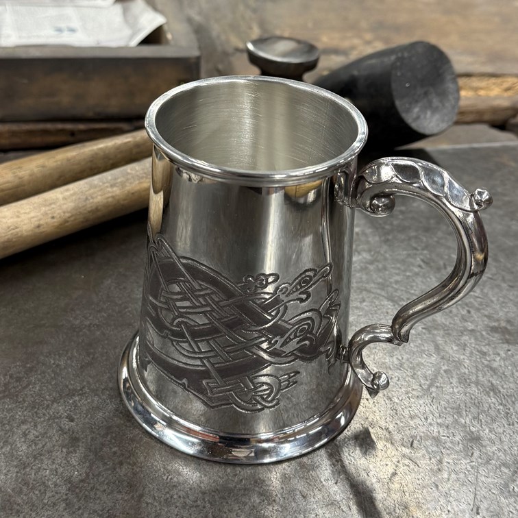 Celtic Birds One Pint Pewter Tankard Celtic Birds One Pint Pewter Tankard