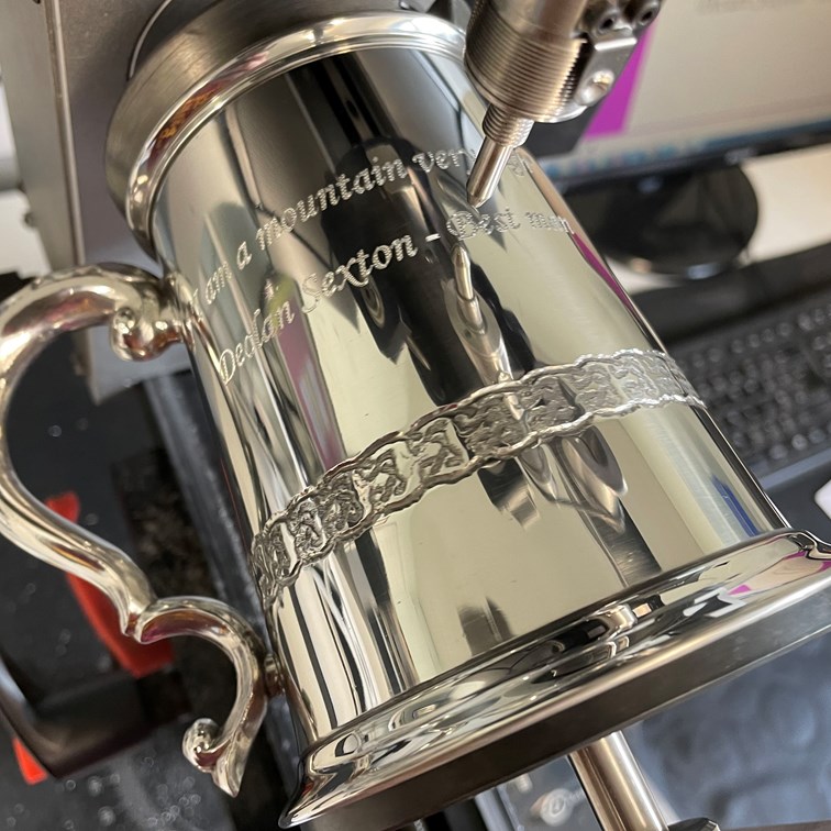 Celtic Dragon One Pint Pewter Tankard Celtic Dragon One Pint Pewter Tankard