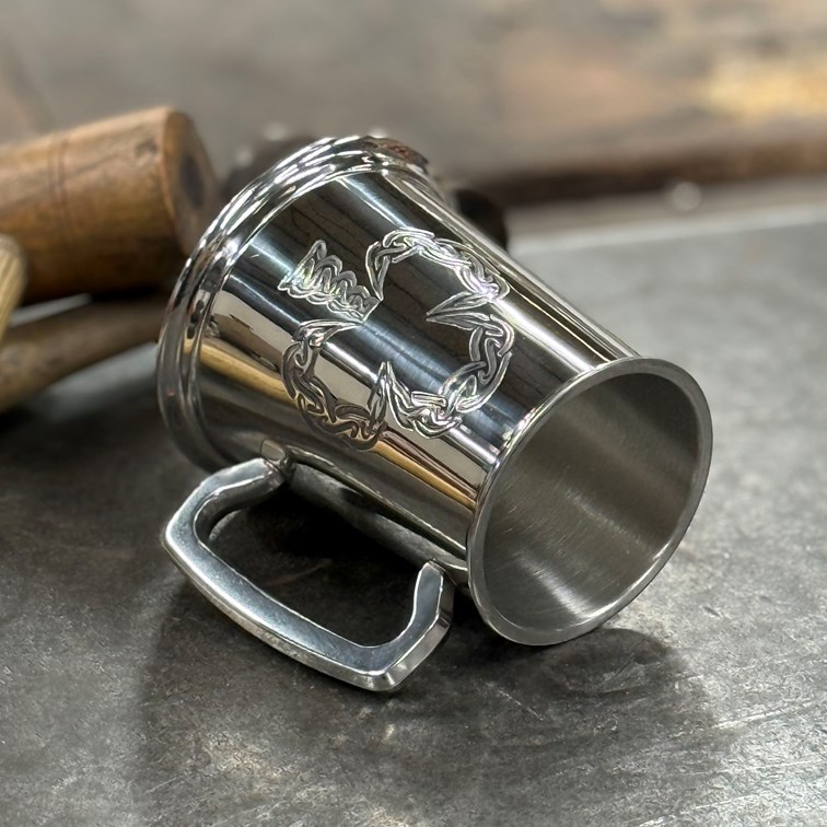 Shamrock One Pint Pewter Tankard