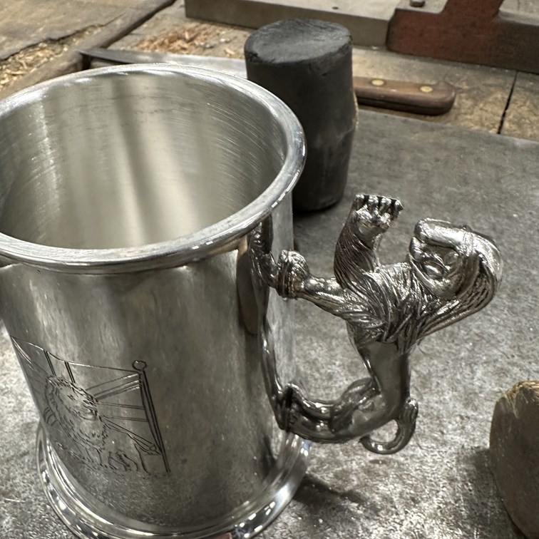 Union Jack Lion Handle One Pint Pewter Tankard