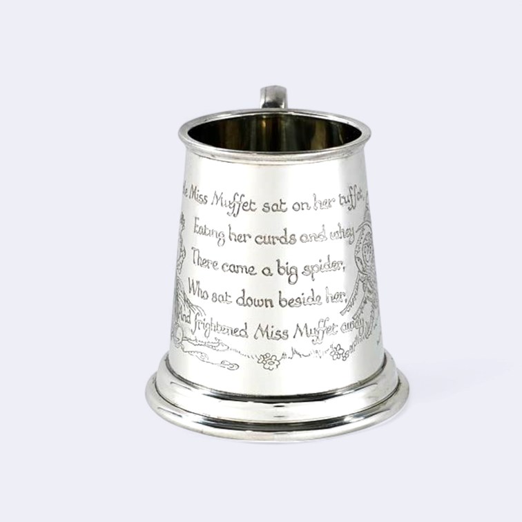 Little Miss Muffet Quarter Pint Pewter Baby Mug Little Miss Muffet quarter pint pewter Baby Mug opposite the handle view