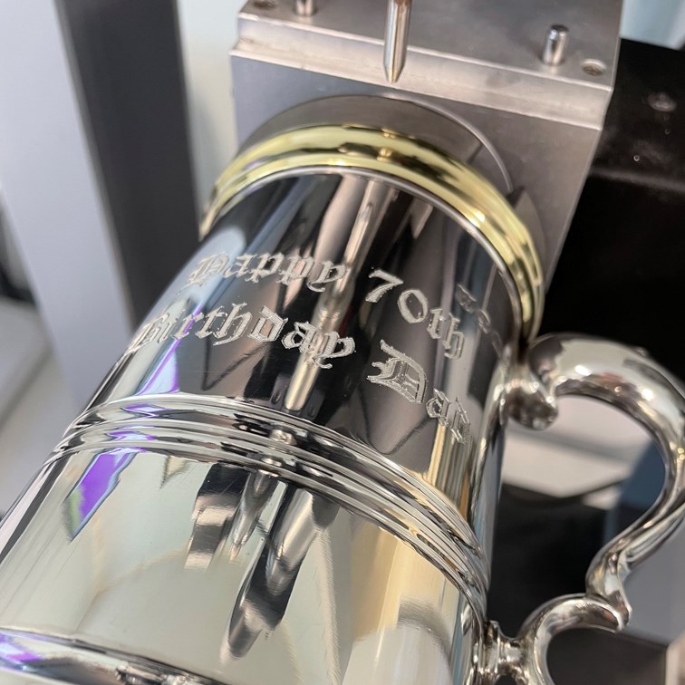 One Pint X Range Pewter And Brass Worcester Tankard