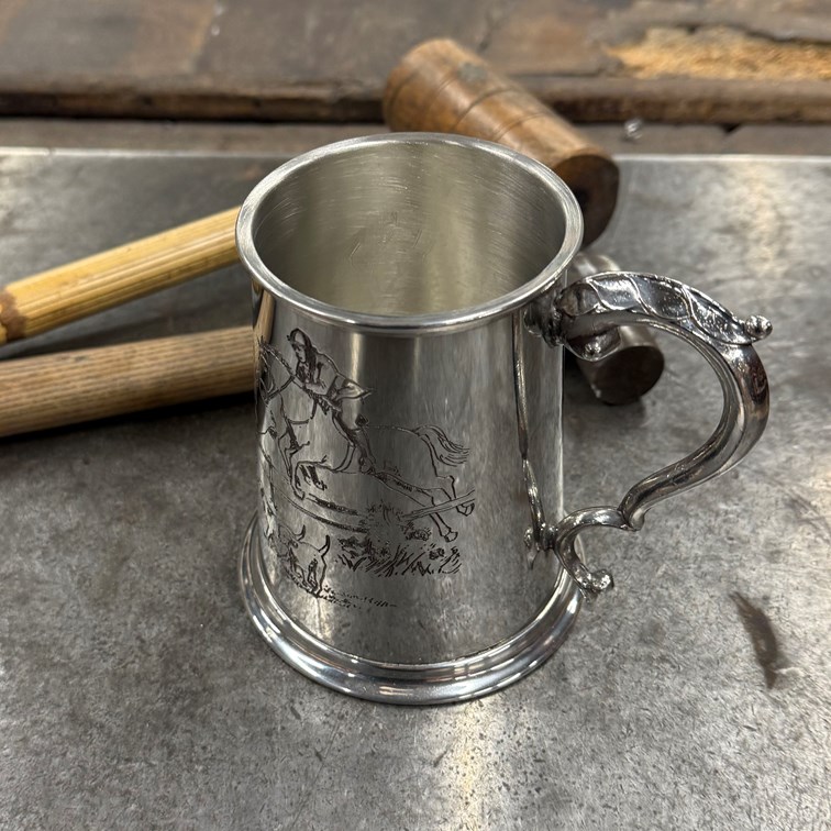 Hunting Scene One Pint Pewter Tankard