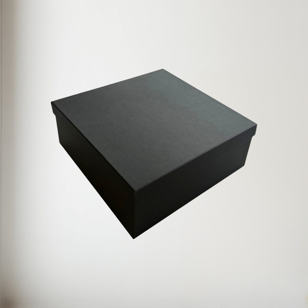 26oz Giant Plain Pewter Kidney Spirit Flask 26oz Giant Plain Pewter Kidney Spirit Flask