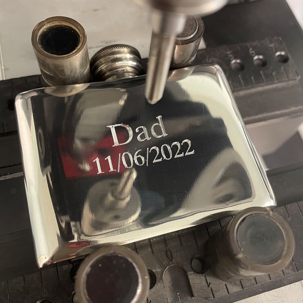 2oz Celtic Circle Kidney Flask 2oz Celtic Circle Kidney Flask