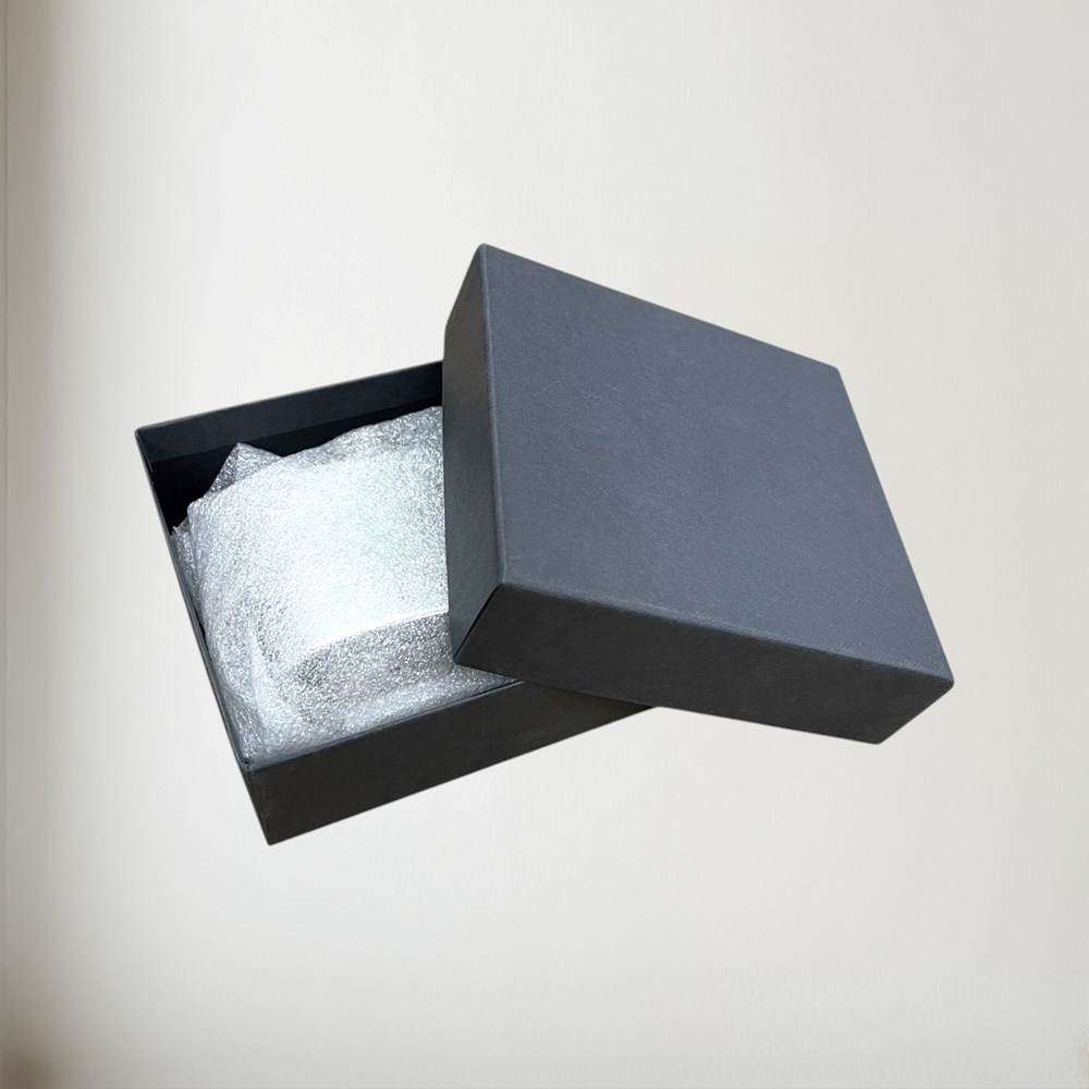 2oz Kells Kidney Pewter Kidney Hip Flask 2oz Kells Kidney Pewter Kidney Hip Flask