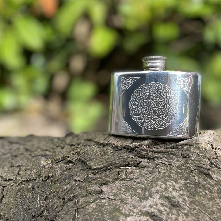 2oz Celtic Knot Pewter Kidney Hip Flask 2oz Celtic Knot Pewter Kidney Hip Flask