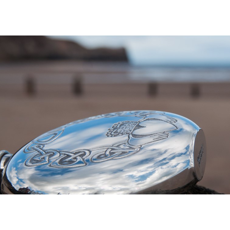 6oz Round Claddagh Pewter Flask 6oz Round Claddagh Pewter Flask