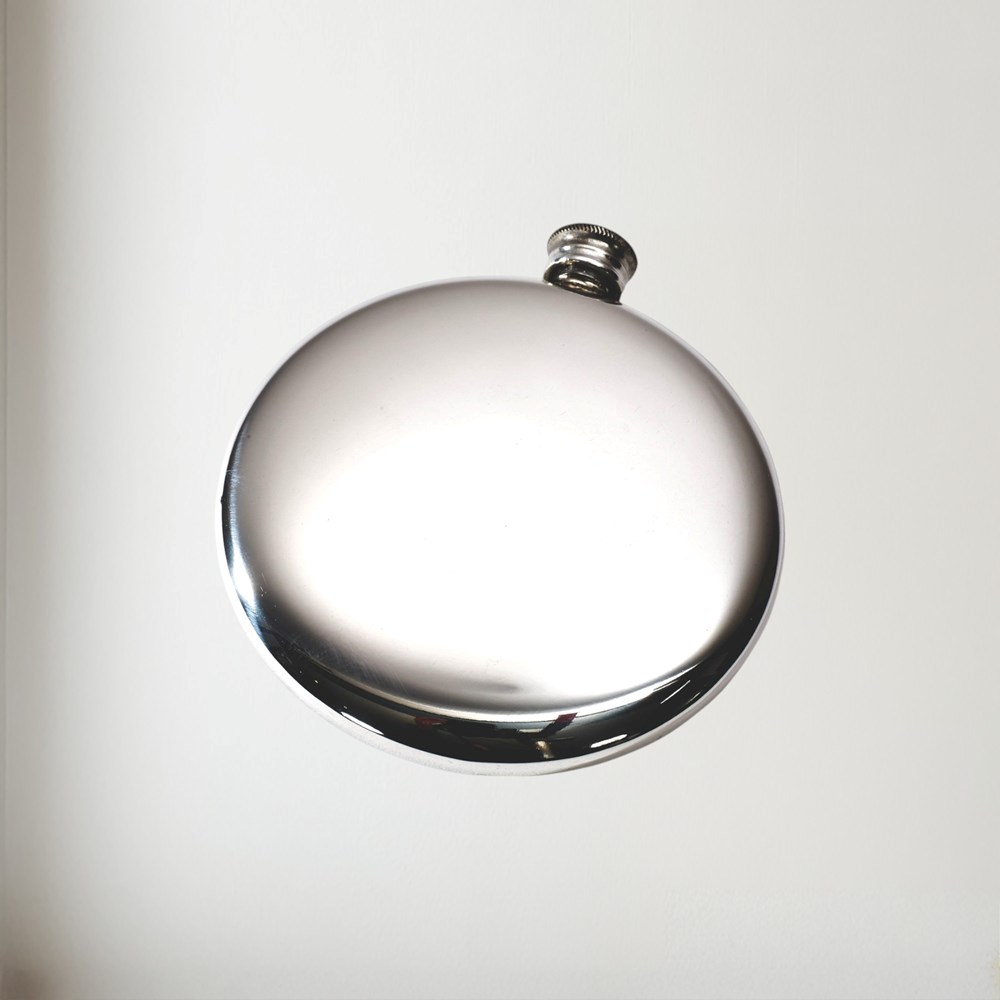 4oz Celtic Circle Pewter Sporran Flask 4oz Celtic Circle Pewter Sporran Flask