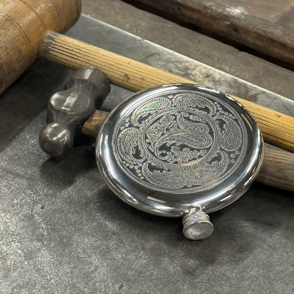 4oz Paisley Pewter Sporran Flask 4oz Paisley Pewter Sporran Flask