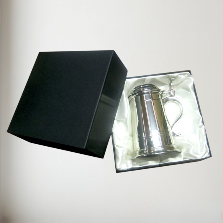 509XL 1 pint Balmoral X range Lidded Pewter Tankard in box