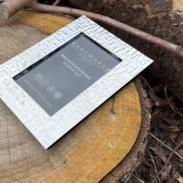 Medium Metropolitan Pewter 6"X4" Picture Frame Medium Metropolitan Pewter 6"X4" Picture Frame