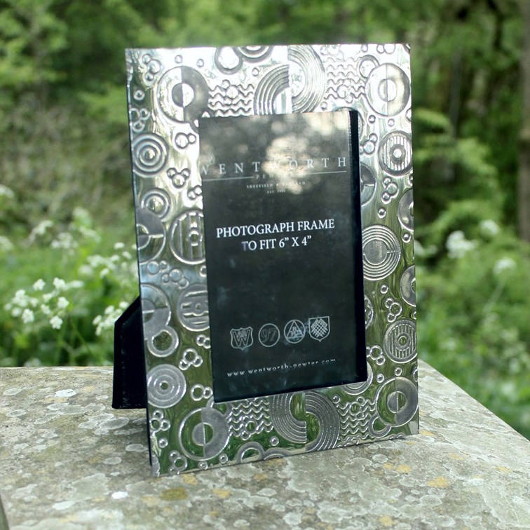 Retro Pewter 6"X4" Picture Frame Retro Pewter 6"X4" Picture Frame