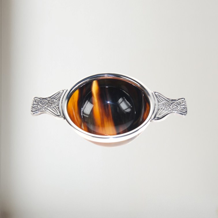 70104 4" horn and pewter quaich