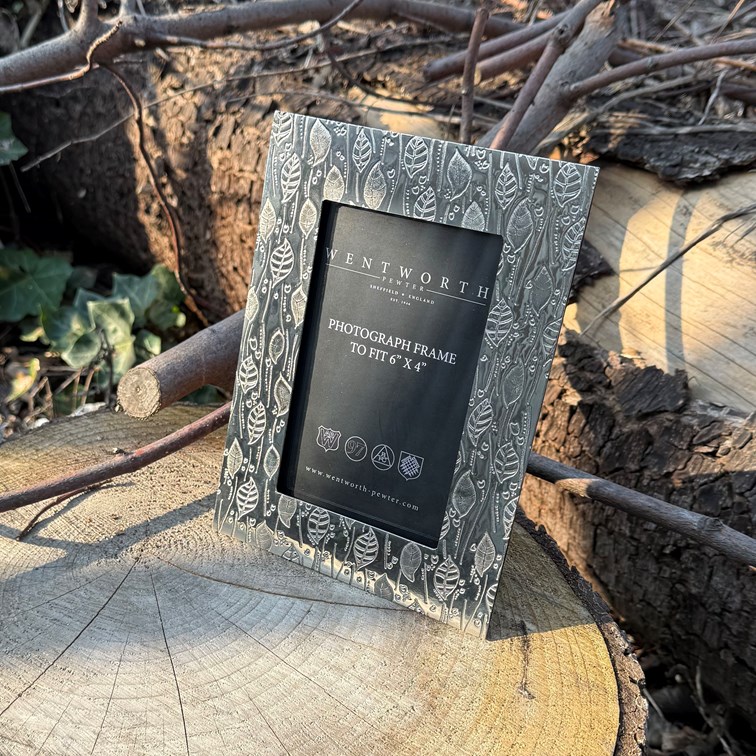 Small Leaf Pewter 6"X4" Picture Frame Small Leaf Pewter 6"X4" Picture Frame