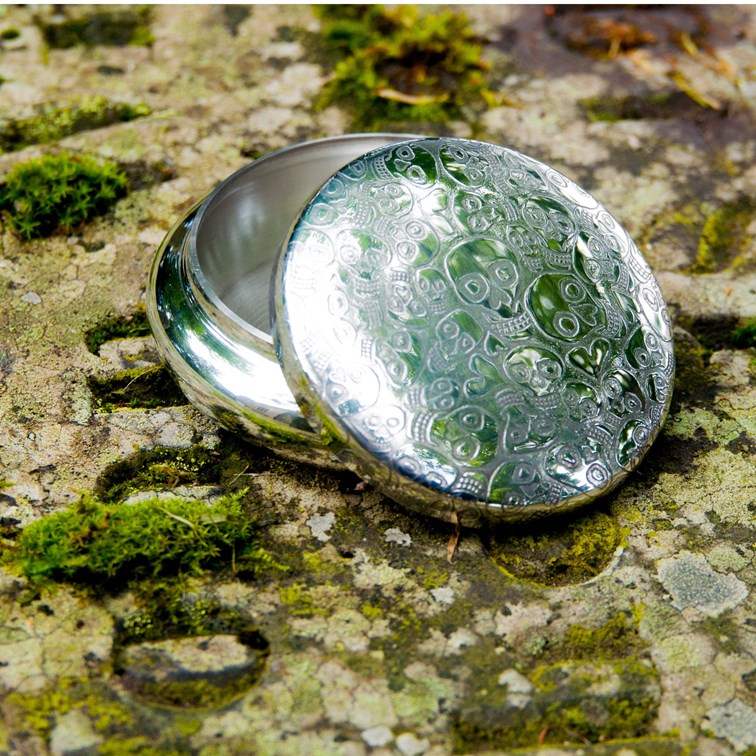 Love Skull Pewter Trinket Box Love Skull Pewter Trinket Box