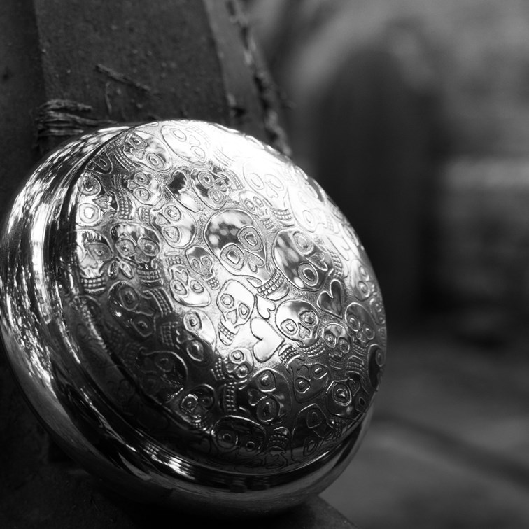 Love Skull Pewter Trinket Box Love Skull Pewter Trinket Box