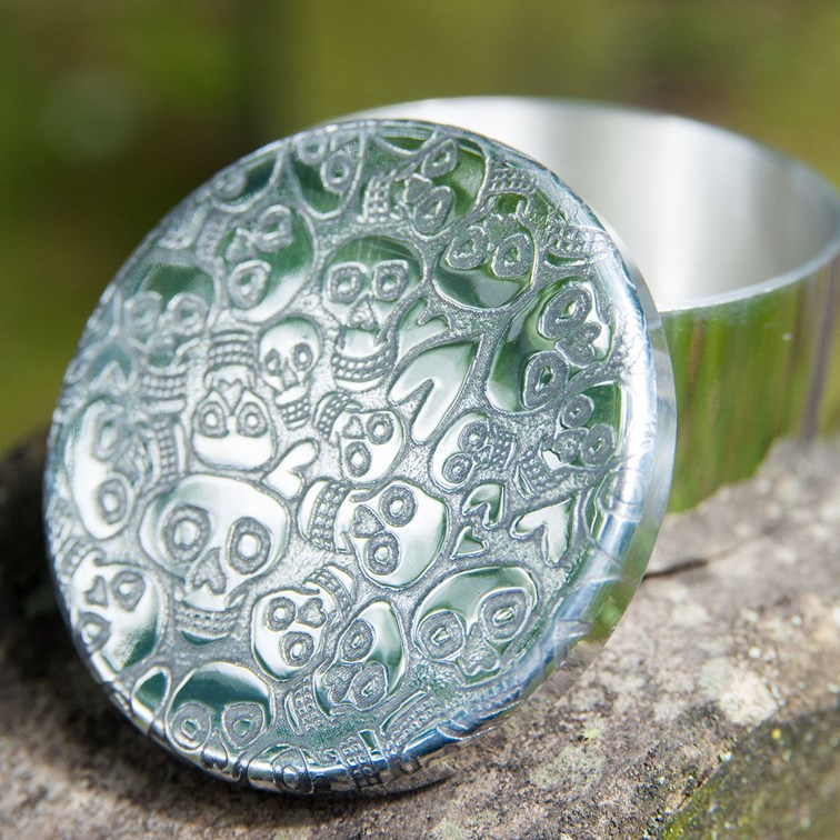 Small Love Skull Pewter Trinket Box Small Love Skull Pewter Trinket Box