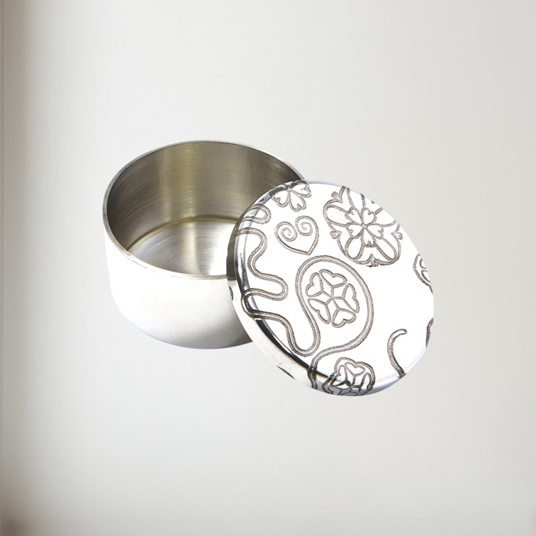 Yorkshire Rose Small Pewter Trinket Pill Box Yorkshire Rose Small Pewter Trinket Pill Box