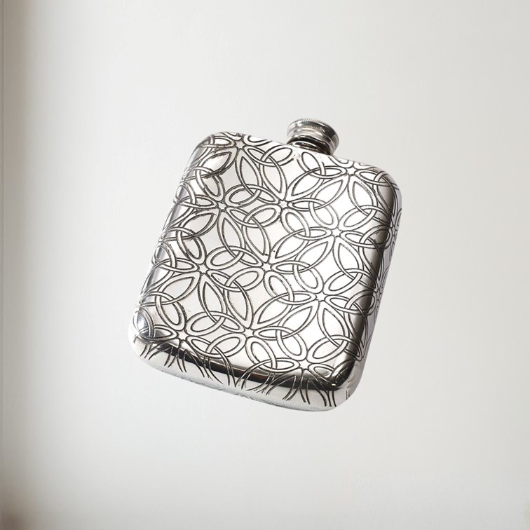 Triquetra 4oz Pewter Pocket Flask Triquetra 4oz Pewter Pocket Flask