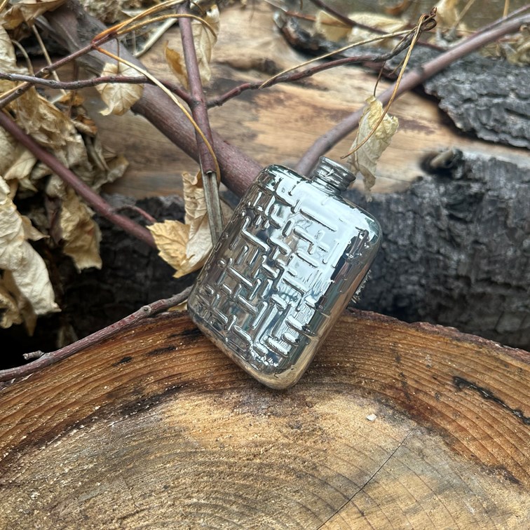 4oz Metropolitan Pewter Pocket Flask 4oz Metropolitan Pewter Pocket Flask