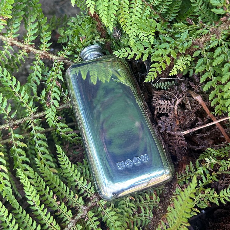 3oz Plain Pewter Pocket Flask 3oz Plain Pewter Pocket Flask