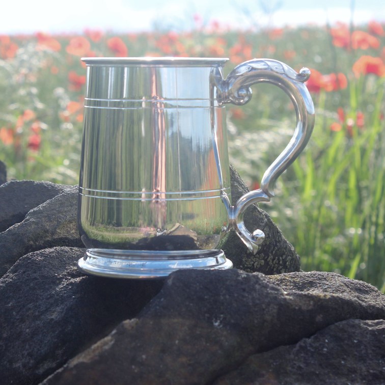 Standard Jacobean One Pint Pewter Tankard