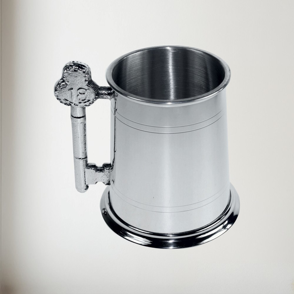 18 Key Handle One Pint Pewter Tankard