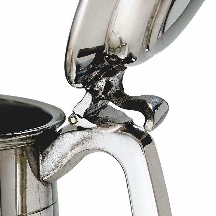 Standard Lidded One Pint Pewter Tankard