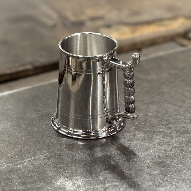 Rope Handle One Pint Pewter Tankard Rope Handle One Pint Pewter Tankard