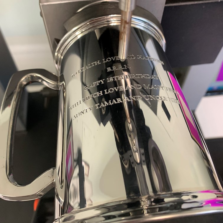 Prince Of Wales Feathers One Pint Pewter Tankard Prince Of Wales Feathers One Pint Pewter Tankard