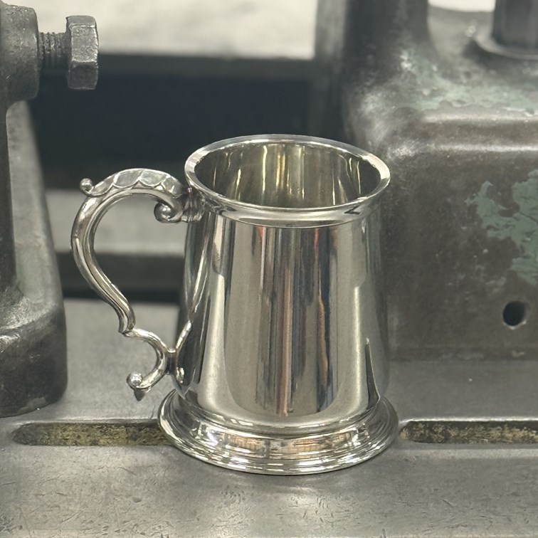 George III One Pint Pewter Tankard