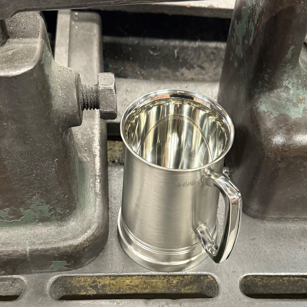 Hereford X Range Heavy Satin One Pint Pewter Tankard Hereford X Range Heavy Satin One Pint Pewter Tankard