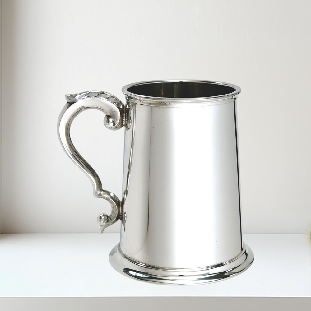 Plain Scroll Handle One Pint Pewter Tankard
