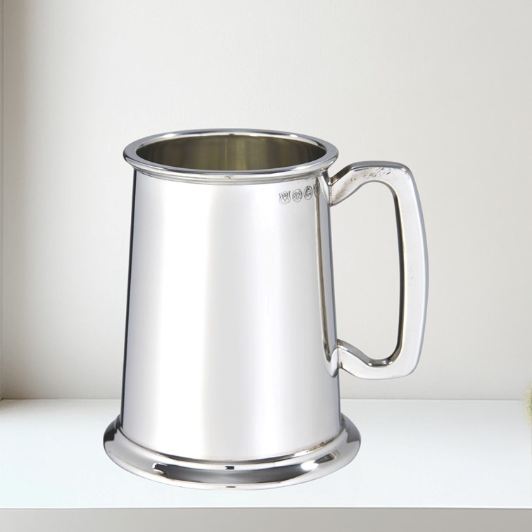 Plain One Pint Heavy Pewter Tankard