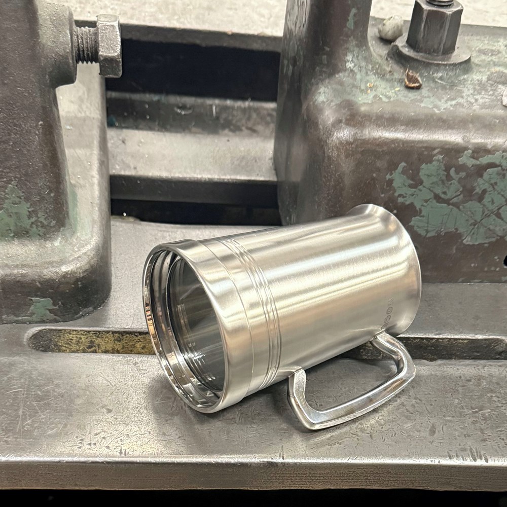 Hereford X Range Satin Glass Base One Pint Pewter Tankard Hereford X Range Satin Glass Base One Pint Pewter Tankard