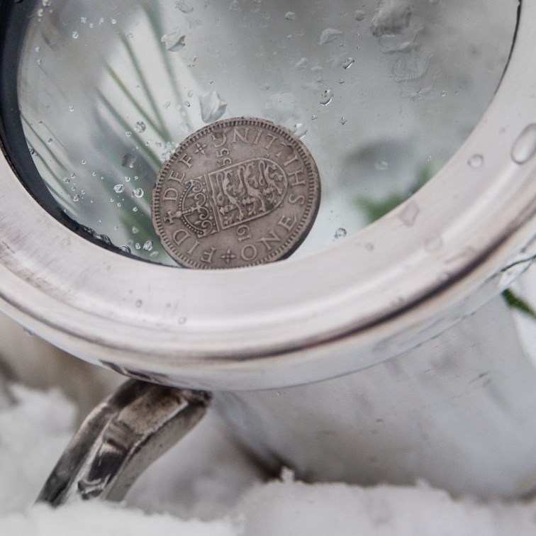 Shilling One Pint Pewter Tankard Glass Base