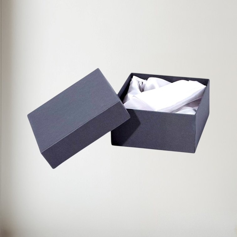 Box For Whisky Tot And Minature Box Only Box For Whisky Tot And Minature Box Only