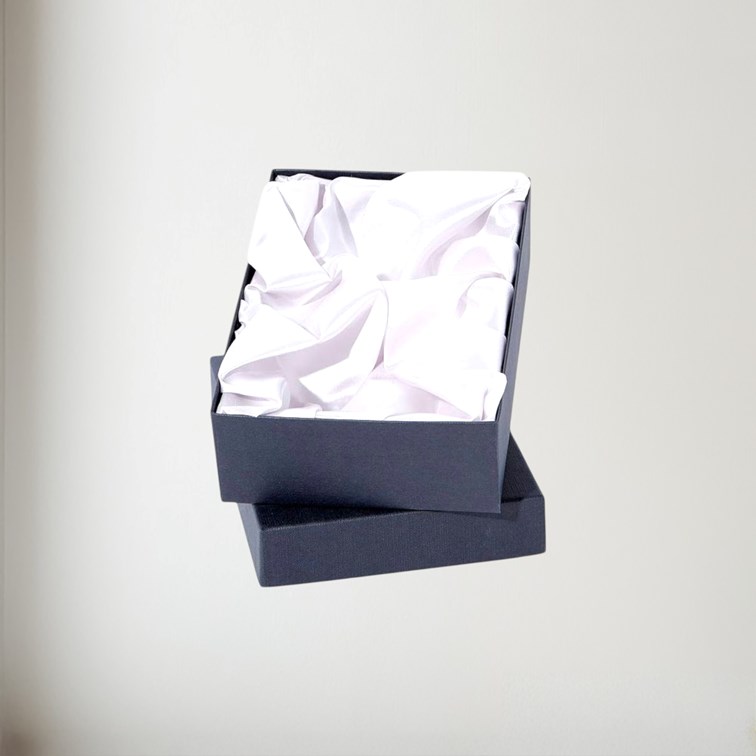 Small Quaich Presentation Box showing silk lining