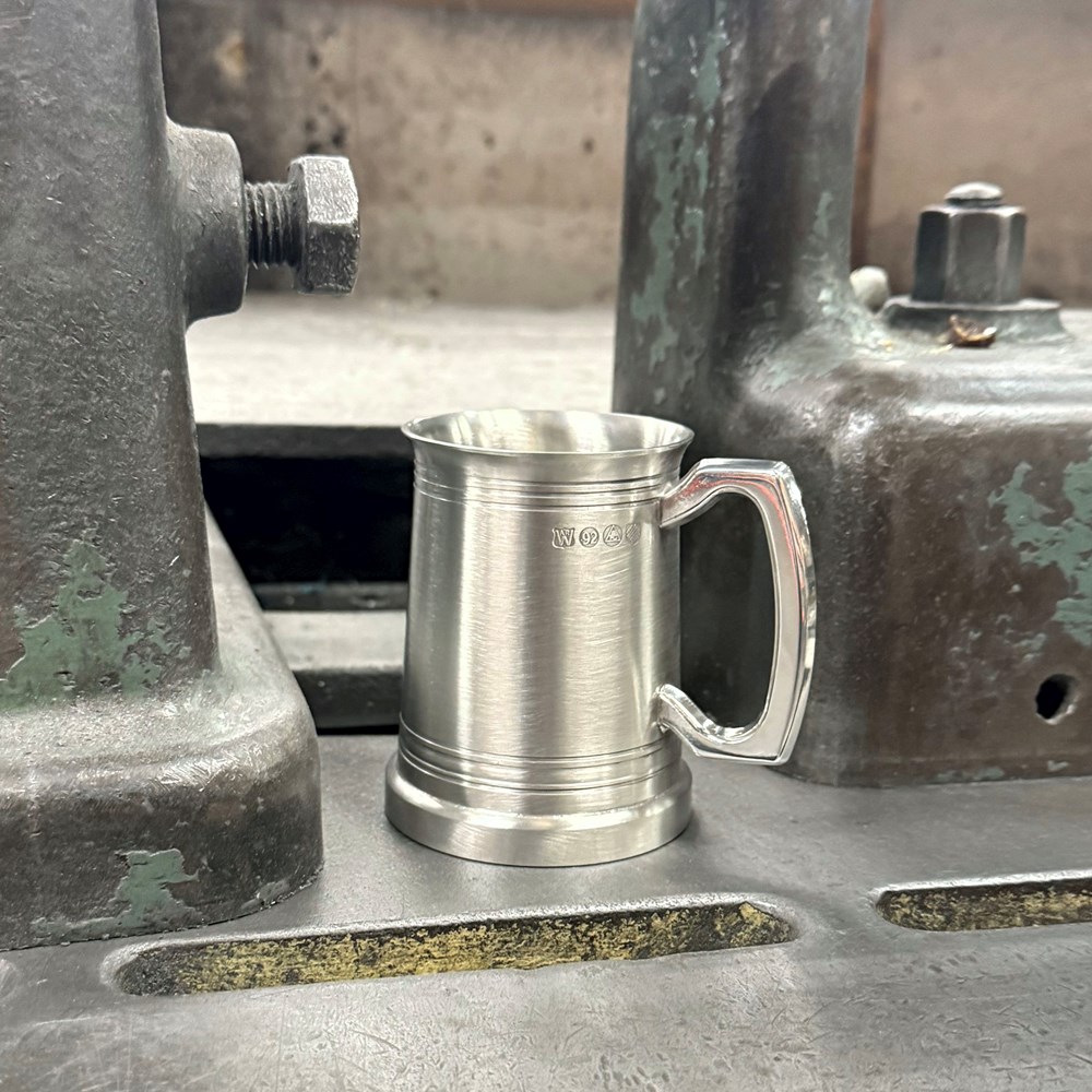 Half Pint Hereford X Range Heavy Pewter Tankard Half Pint Hereford X Range Heavy Pewter Tankard