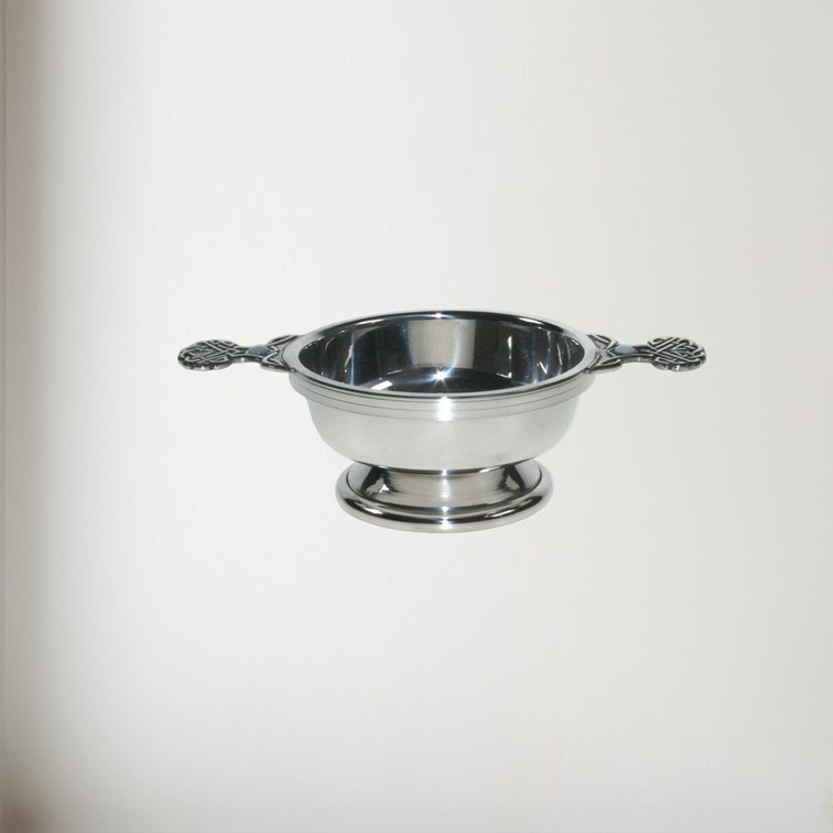 Front view of Birthstone pewter quaich June with pearl stones