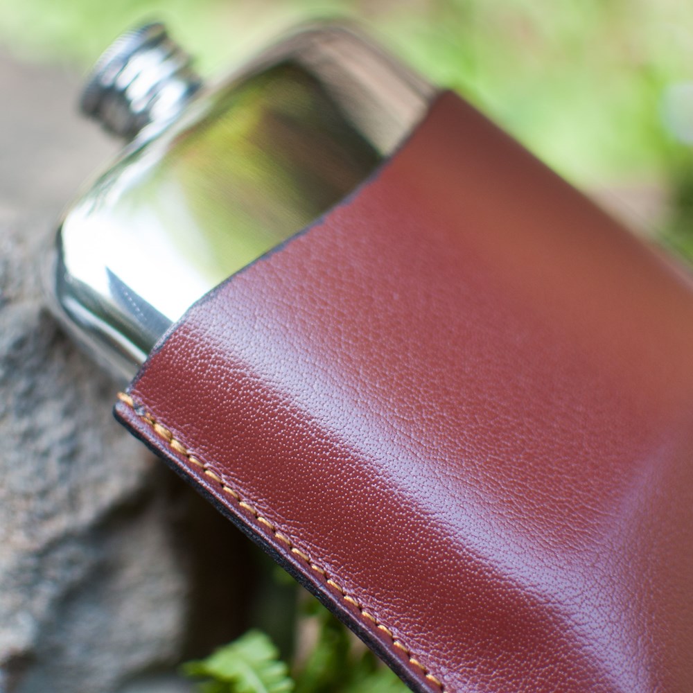 Brown Leather Pouch To Fit 4oz Pocket Flasks
