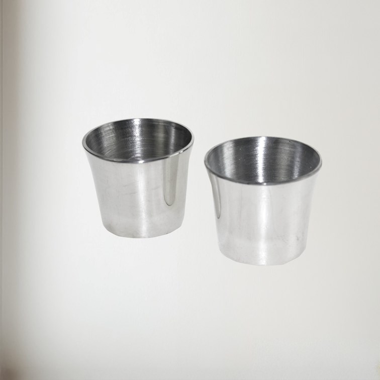 Flask Presentation Box nip cups for the presentation box