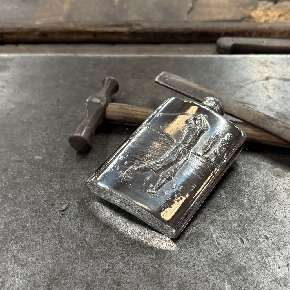 3oz Embossed Golfer Top Pocket Flask 3oz Embossed Golfer Top Pocket Flask