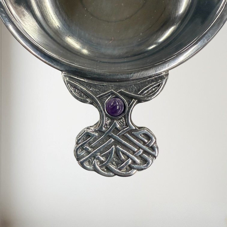 Birthstone Pewter Quaich February With Amethyst Stones Birthstone Pewter Quaich February With Amethyst Stones