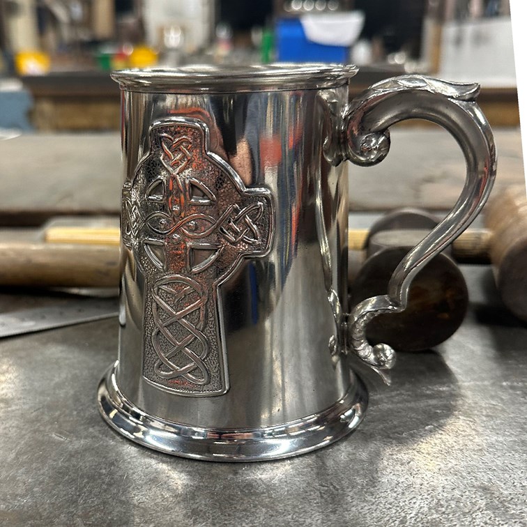 Embossed Celtic Cross One Pint Pewter Tankard