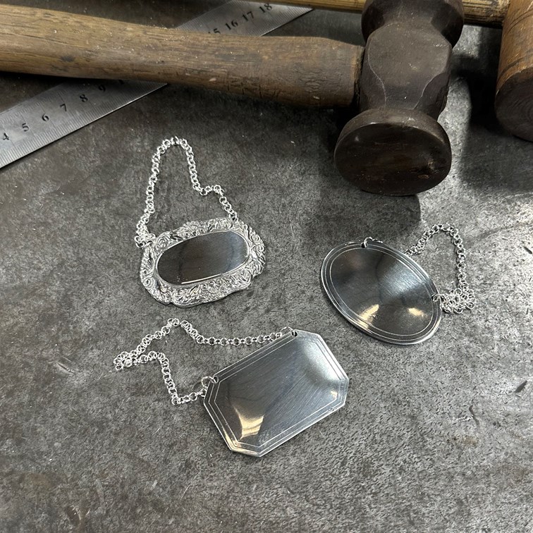 Cast Pewter Shell Pattern Decanter Label Cast Pewter Shell Pattern Decanter Label