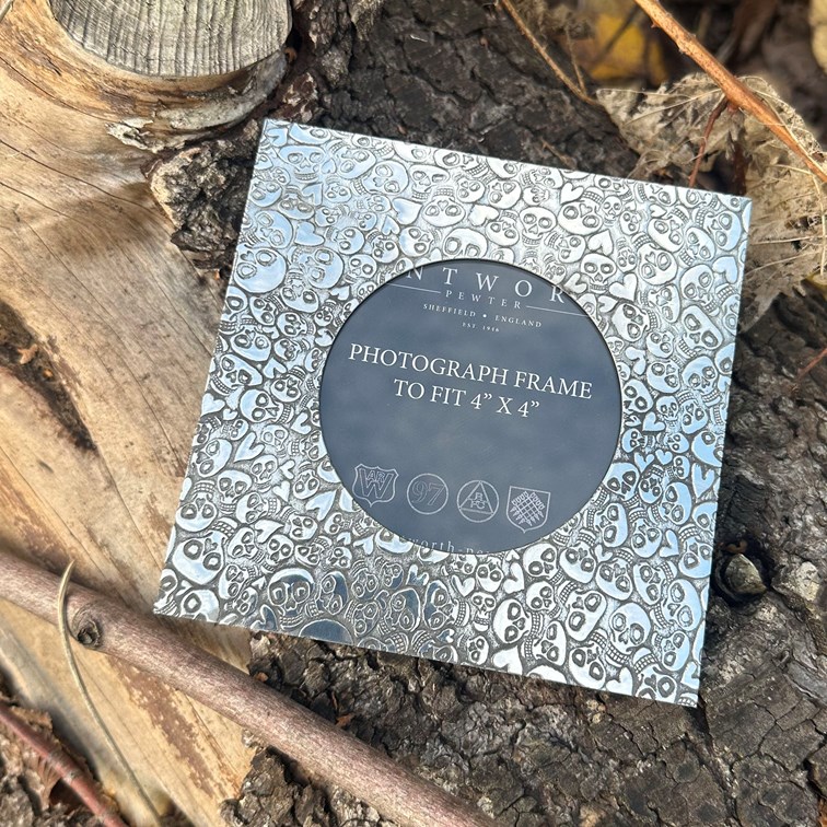 Love Skull Small Pewter 4"X4" Frame Love Skull Small Pewter 4"X4" Frame